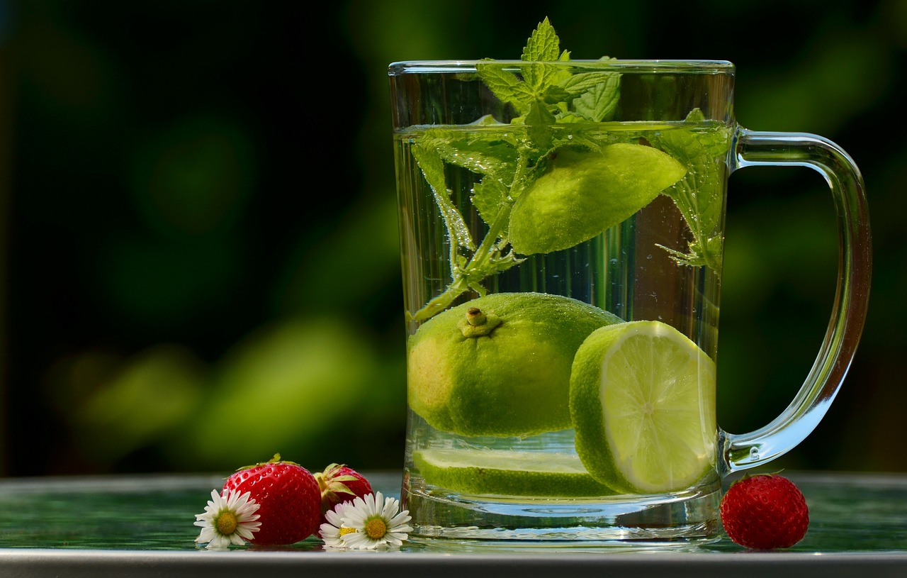 3 Receitas de Suco Detox para Desinchar: Você Não Vai Acreditar no Efeito!
