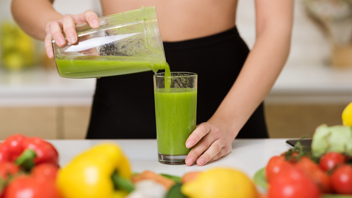 7 Bebidas Detox para Tomar Assim que Acordar: Descubra os Benefícios!