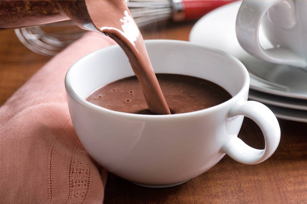 Chocolate Quente Cremoso: A Confortante Bebida de Inverno