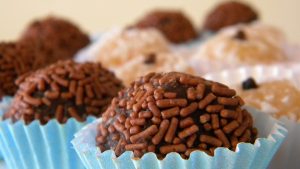 Aprenda a fazer Brigadeiro Lowcarb e não passe mais vontade